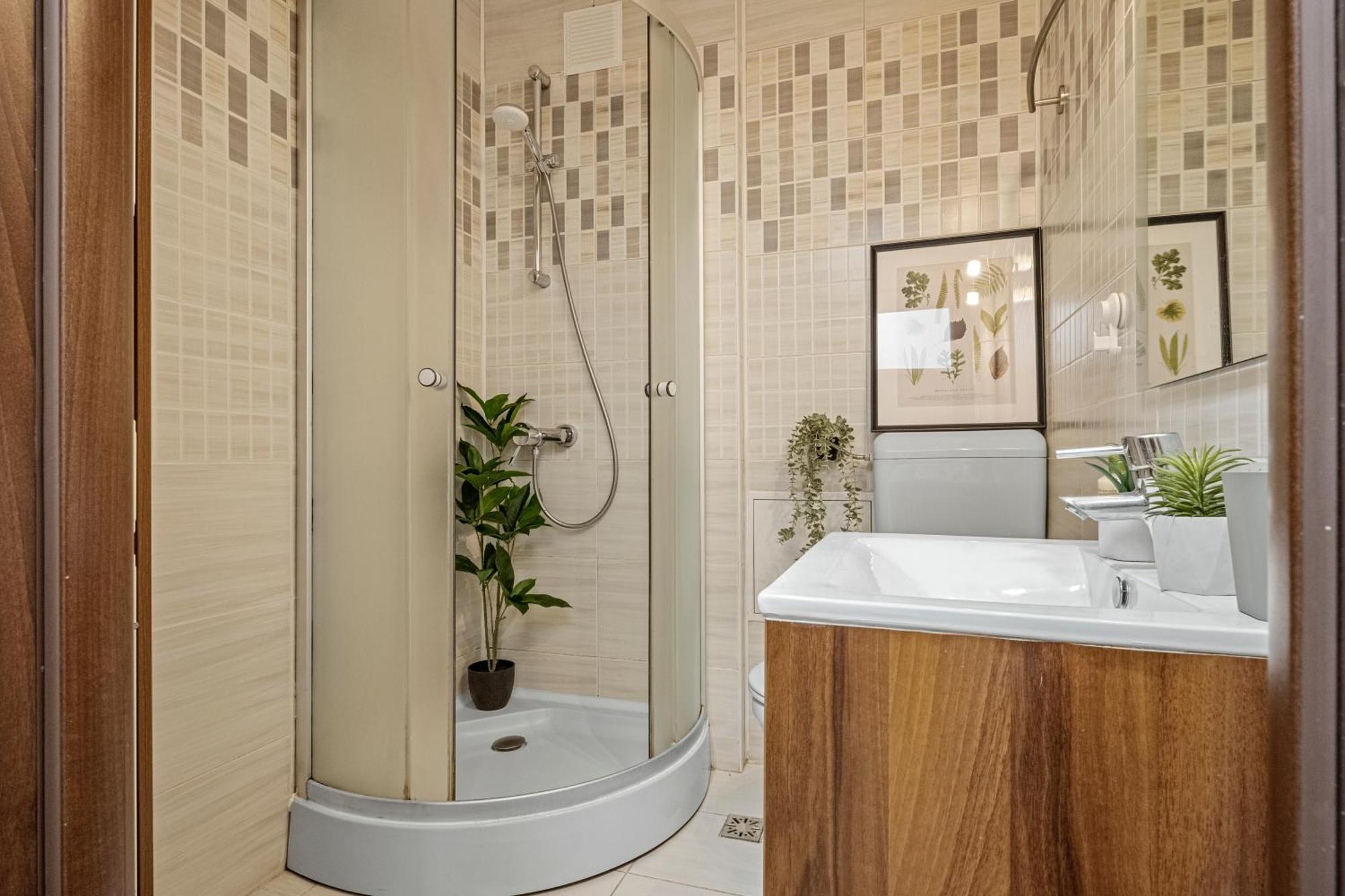 Earthy Escape - Central Apt With Balcony Bucureşti Eksteriør bilde